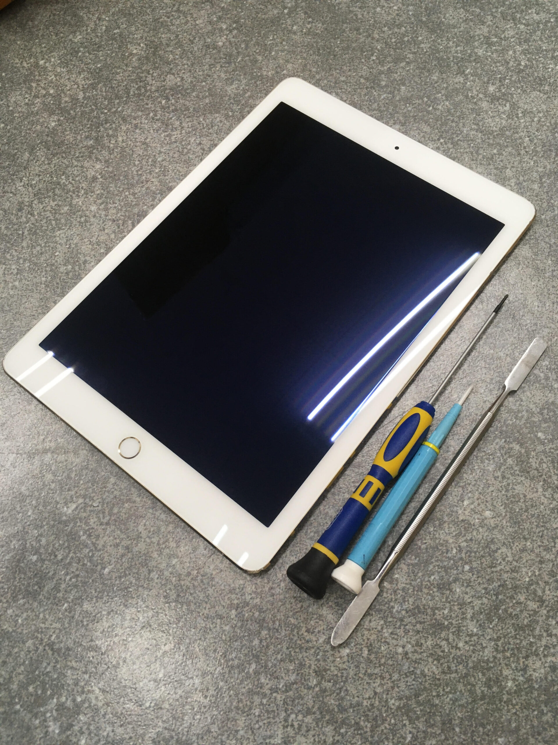 豊明市で iPad の修理